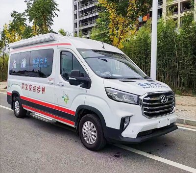 上汽大通V90疫苗接種車