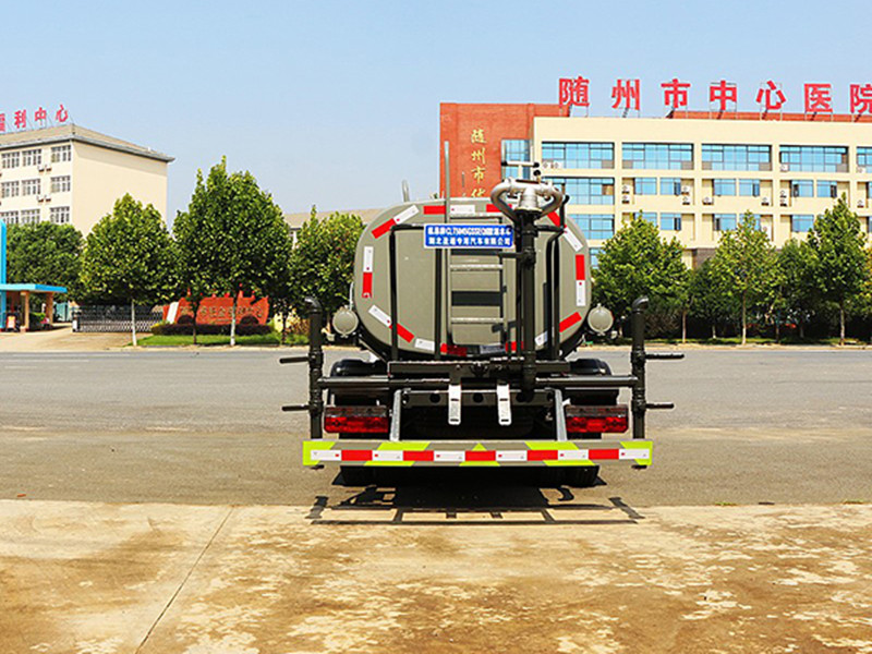 藍牌東風途逸3噸灑水車