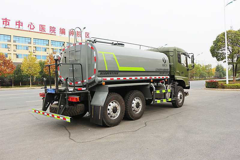 東風(fēng)天錦（六驅(qū)）10.3噸灑水車