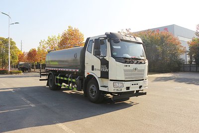 解放（J6）15噸噴霧灑水車