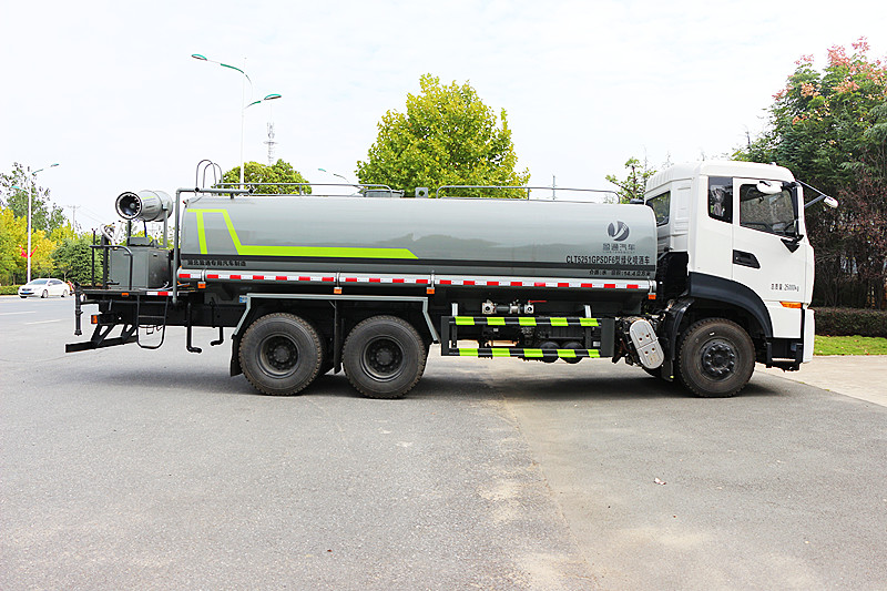 東風(fēng)天龍23噸噴霧灑水車